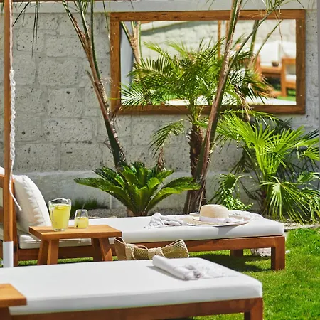 Hotell Meruno Alacati *