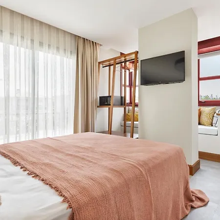 Meruno Alacati Hotell *