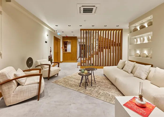 Meruno Alacati 酒店 *